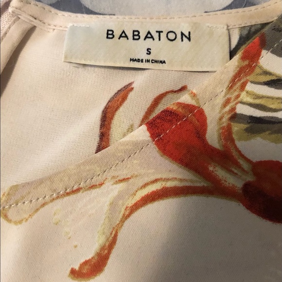 Fresh Sleeveless Blouse - Picture 4 of 8